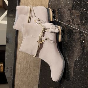 Sorel Farah short boot NWOB Size 10